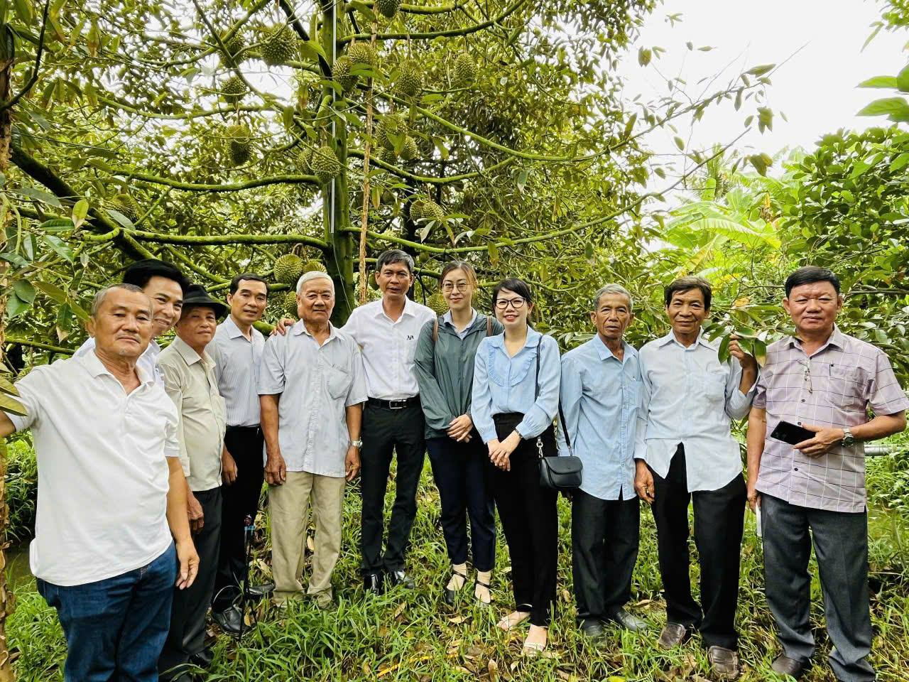 LÃNH ĐẠO PHƯỜNG THỚI AN ĐÔNG THĂM CÁC MÔ HÌNH KINH TẾ HIỆU QUẢ TRÊN ĐỊA BÀN