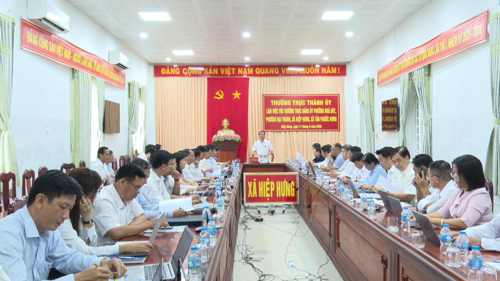 PHÓ BÍ THƯ THÀNH ỦY CẦN THƠ YÊU CẦU ĐẨY NHANH GIẢI NGÂN VỐN ĐẦU TƯ CÔNG