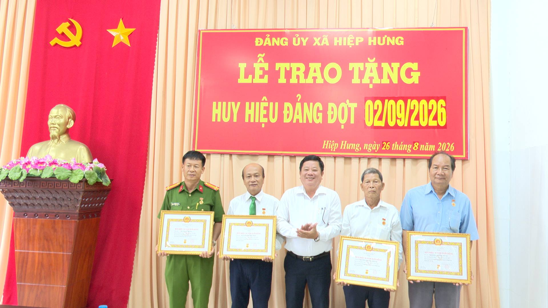 anh tin bai