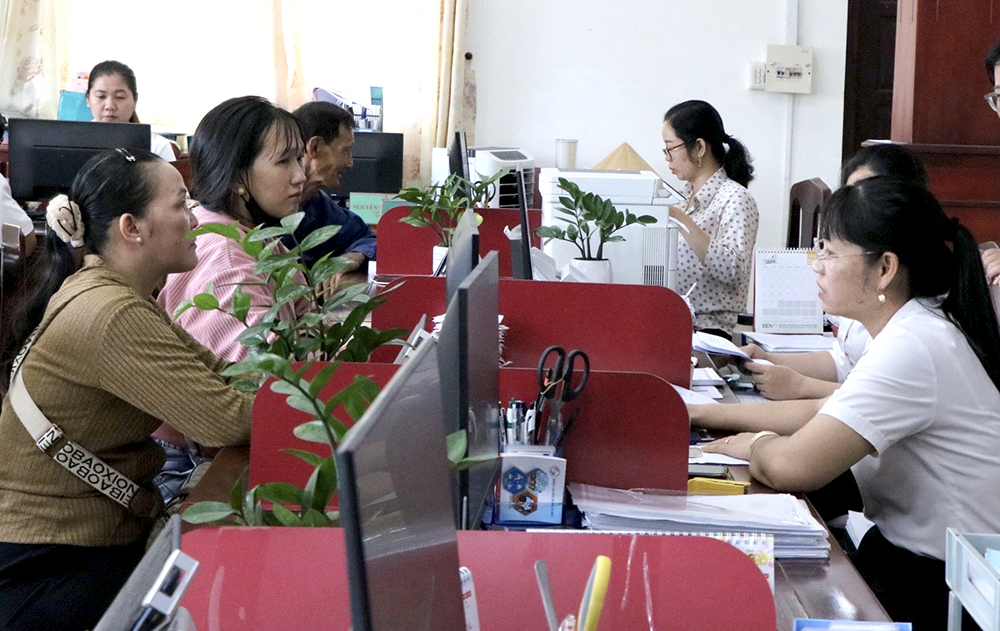 Tiếp tục đơn giản hóa thủ tục hành chính liên quan đến hoạt động sản xuất, kinh doanh 