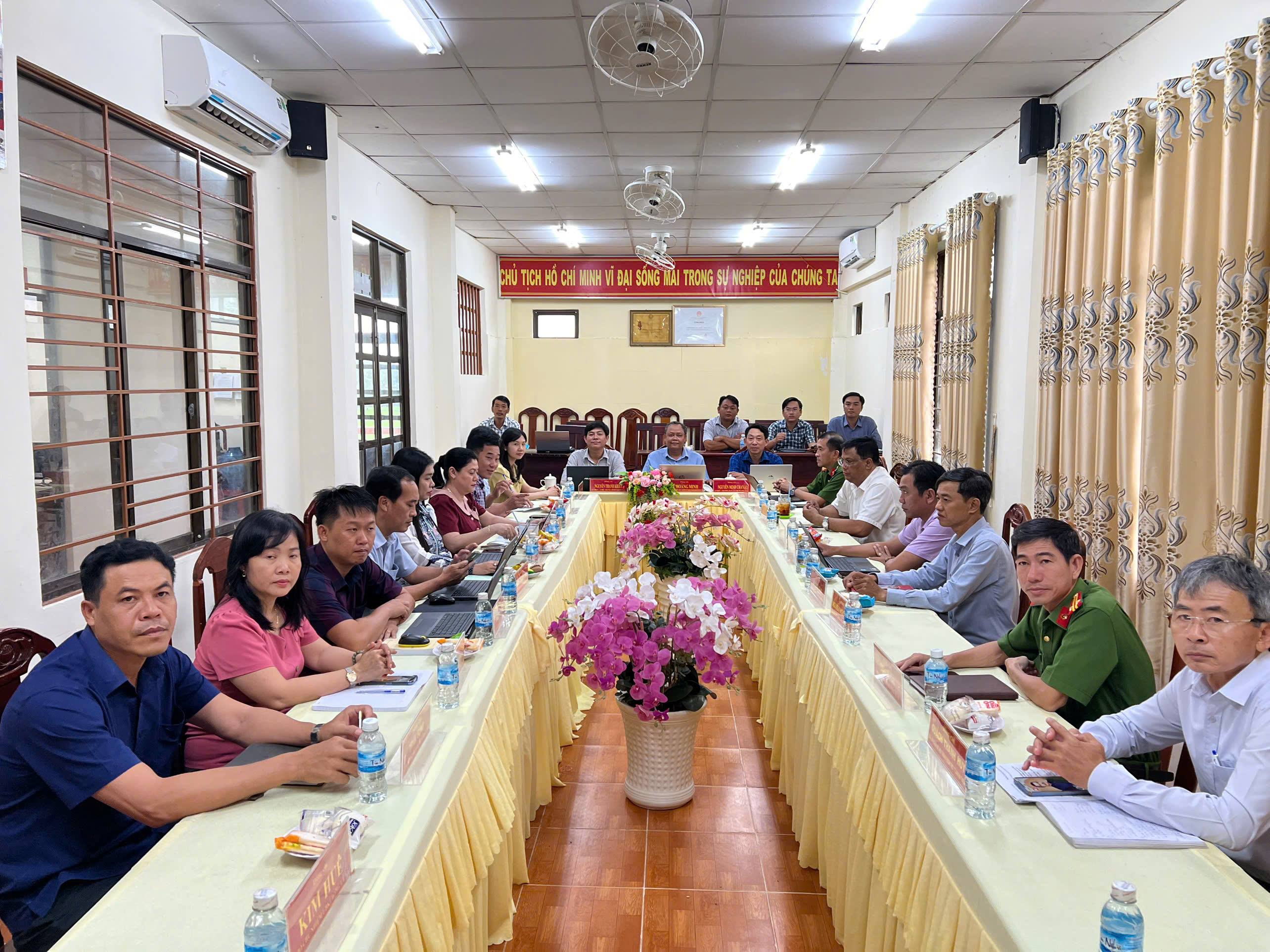 Đảng ủy xã Lịch Hội Thượng tham dự trực tuyến Hội nghị Ban Chấp hành Đảng bộ thành phố lần thứ Chín, khóa I (mở rộng)