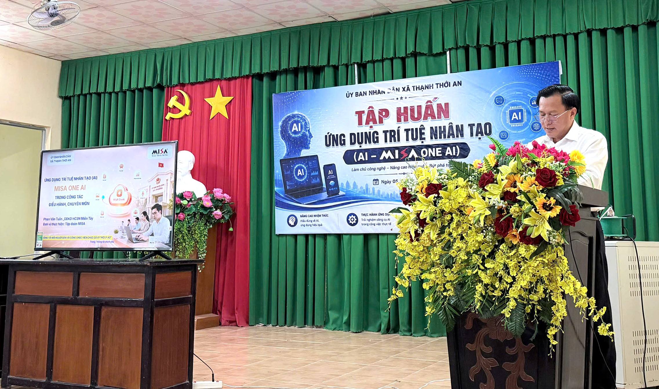 XÃ THẠNH THỚI AN TỔ CHỨC TẬP HUẤN ỨNG DỤNG TRÍ TUỆ NHÂN TẠO TRONG CÔNG TÁC ĐIỀU HÀNH, CHUYÊN MÔN