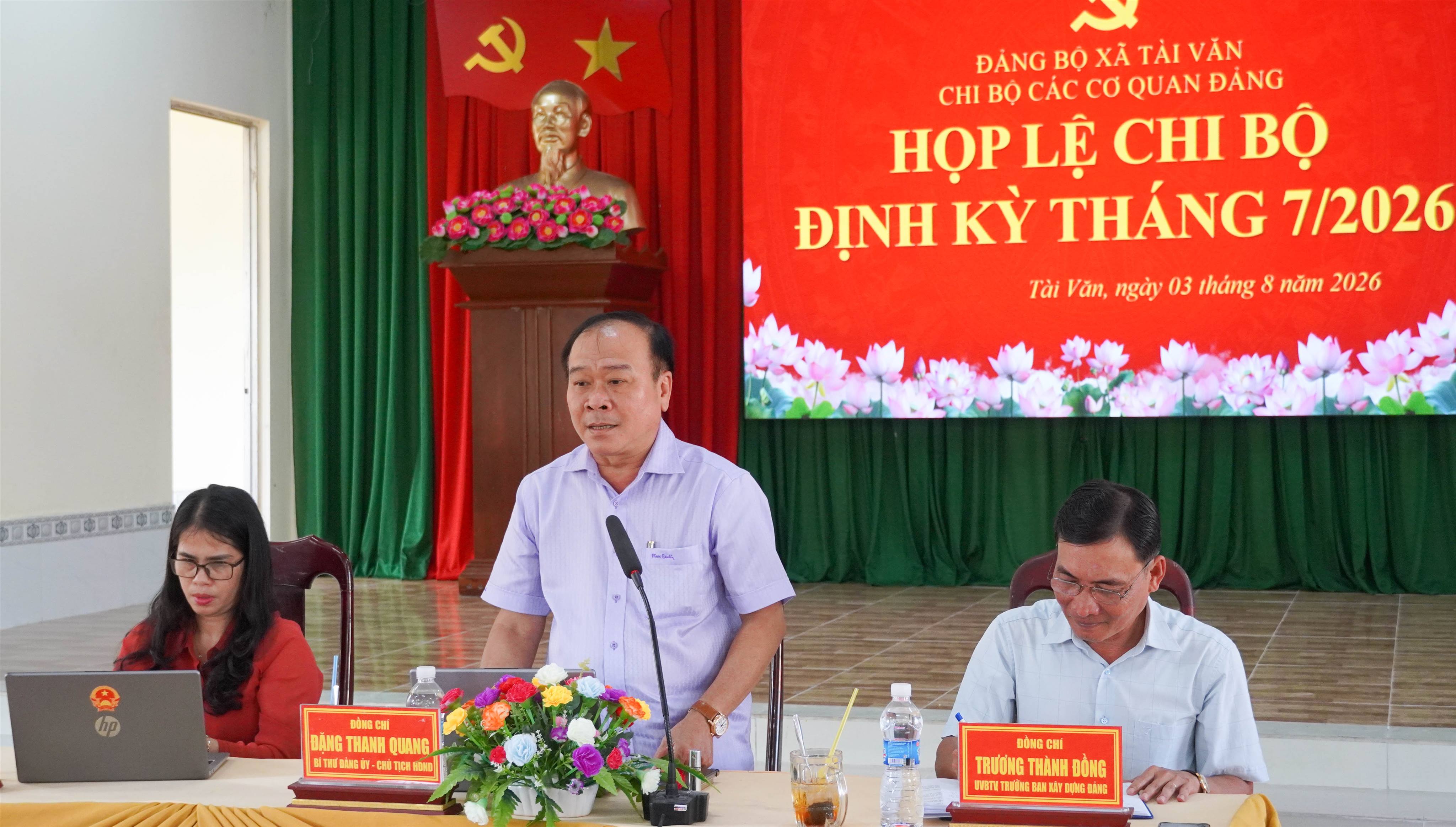 Chi bộ các cơ quan Đảng xã Tài Văn họp lệ tháng 7, triển khai nhiệm vụ trọng tâm tháng 8
