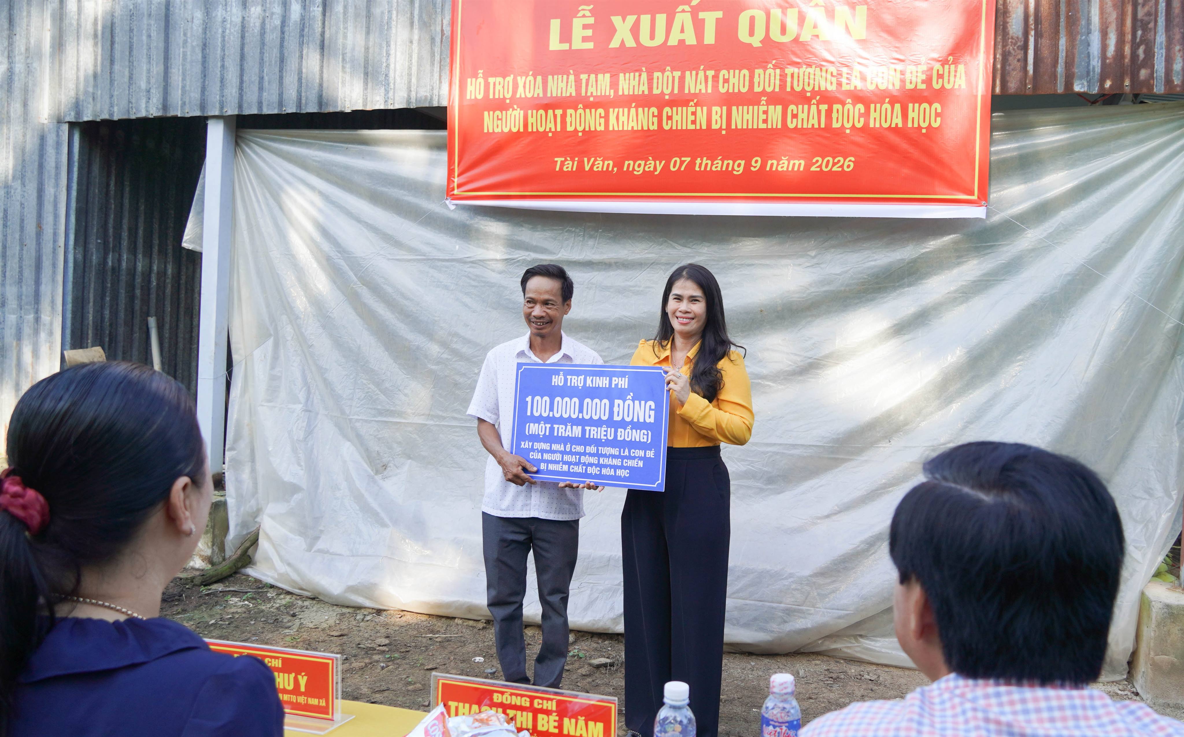 Tài Văn khởi công xây dựng nhà cho con người hoạt động kháng chiến bị nhiễm chất độc hóa học