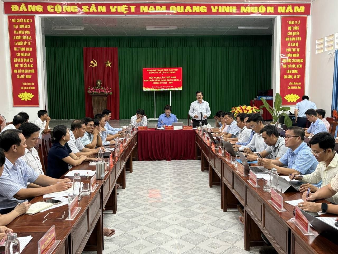 Hội nghị lần thứ năm BCH Đảng bộ xã Cù Lao Dung khóa I