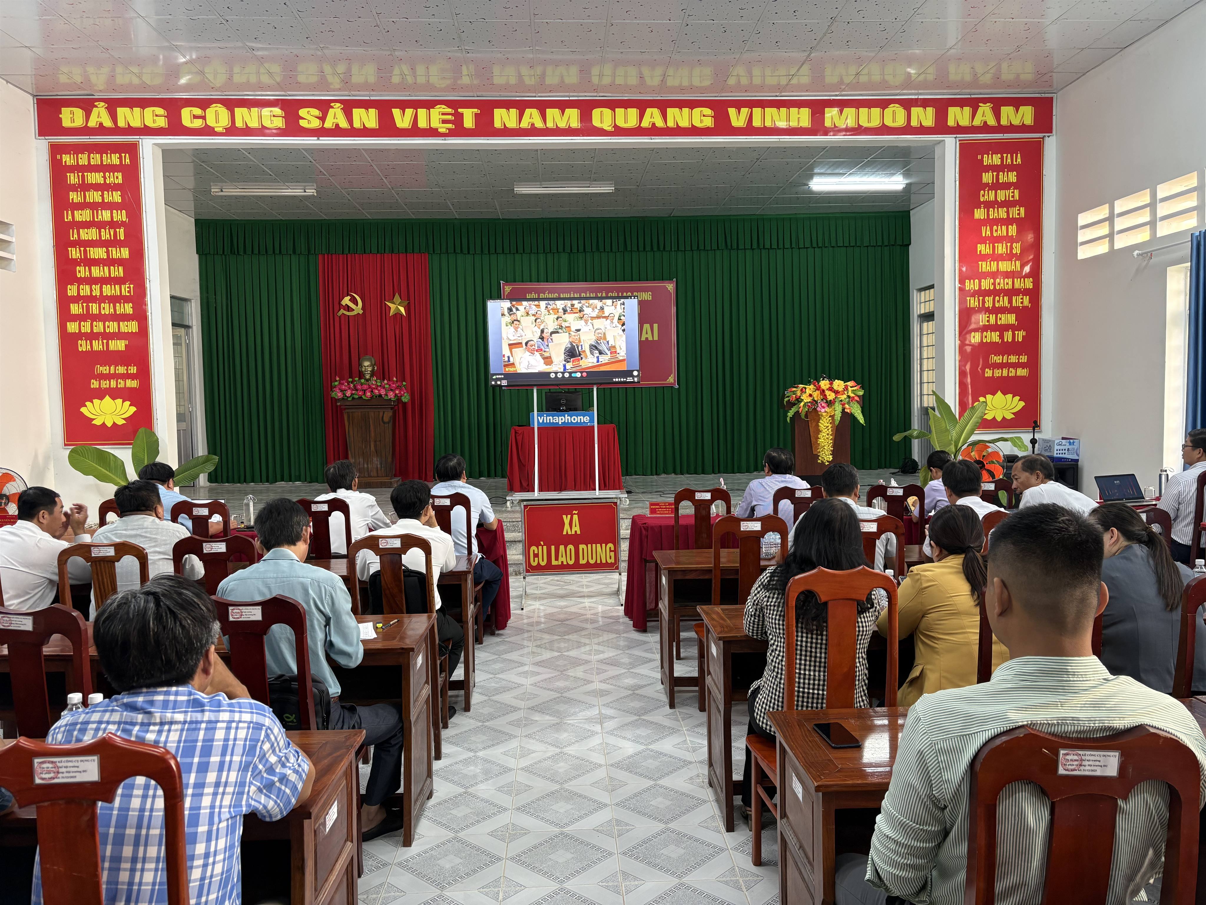 Hội nghị trực tuyến toàn quốc nghiên cứu, học tập, quán triệt và triển khai thực hiện Nghị quyết số 10-NQ/TW