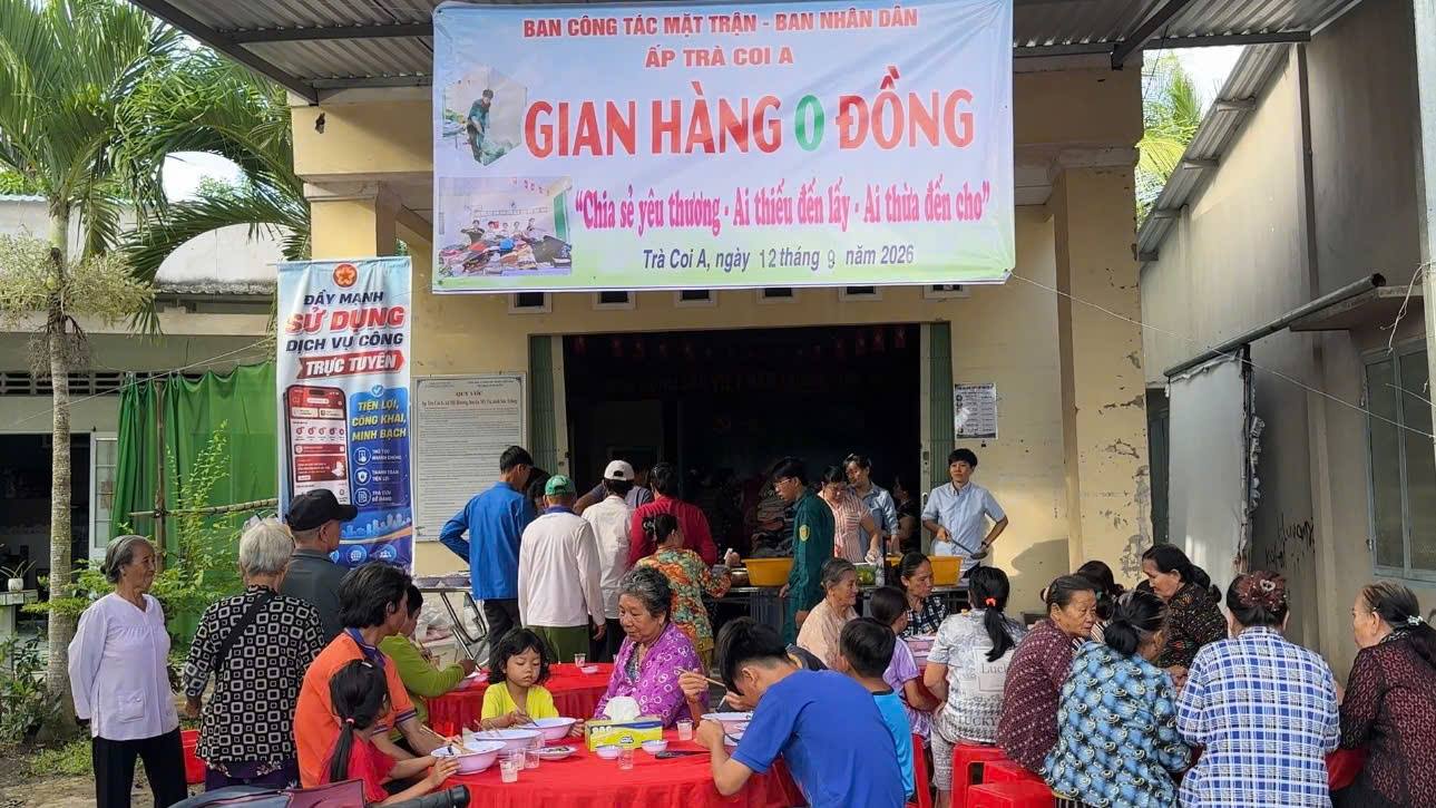 ẤP TRÀ COI A TỔ CHỨC GIAN HÀNG 0 ĐỒNG HỖ TRỢ NGƯỜI DÂN CÓ HOÀN CẢNH KHÓ KHĂN