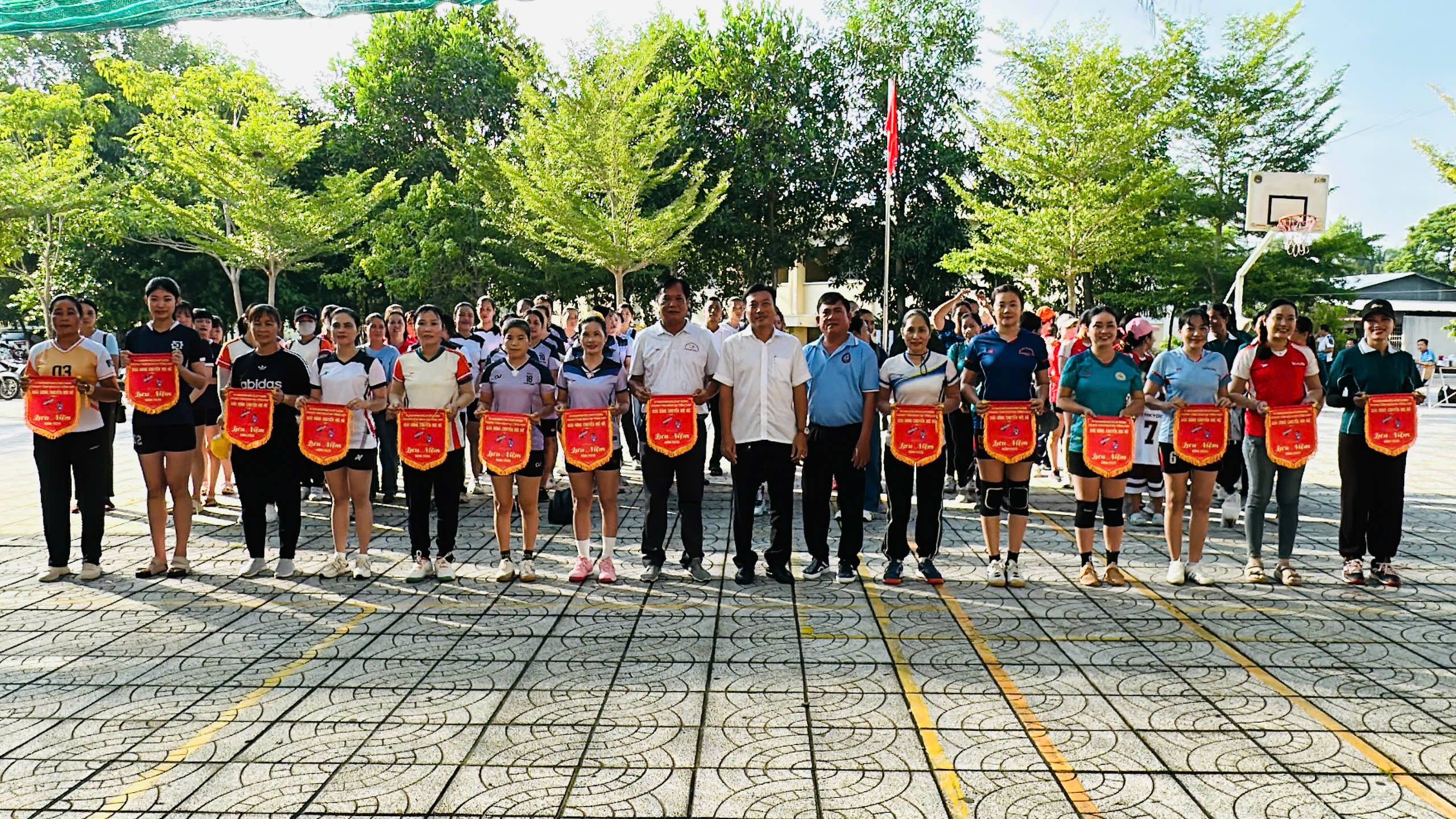 GIẢI BÓNG CHUYỀN HƠI NỮ XÃ MỸ HƯƠNG NĂM 2026