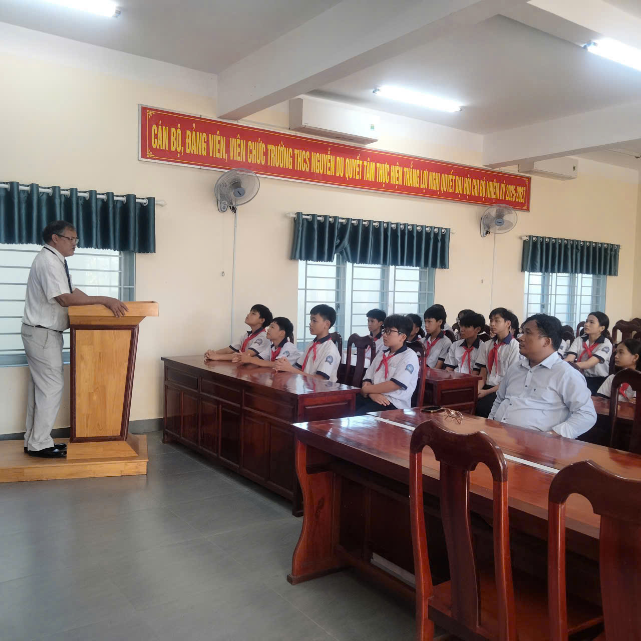 anh tin bai