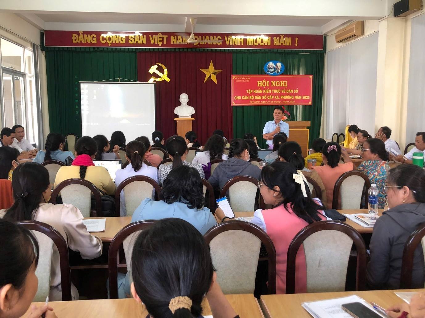 Hội nghị tập huấn bồi dưỡng kiến thức dân số cho cán bộ Dân số cấp xã, phường năm 2025 