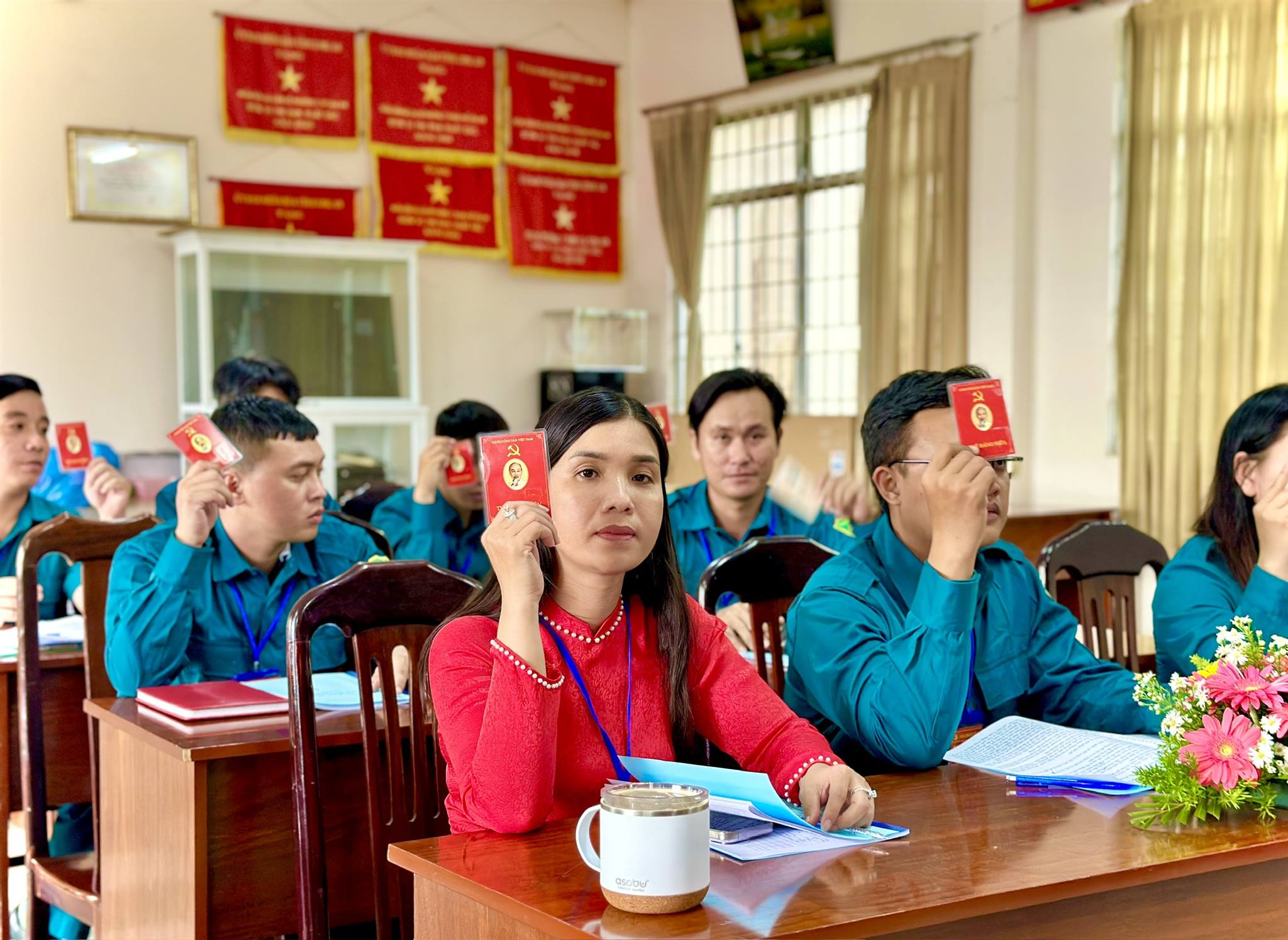 Anh-tin-bai