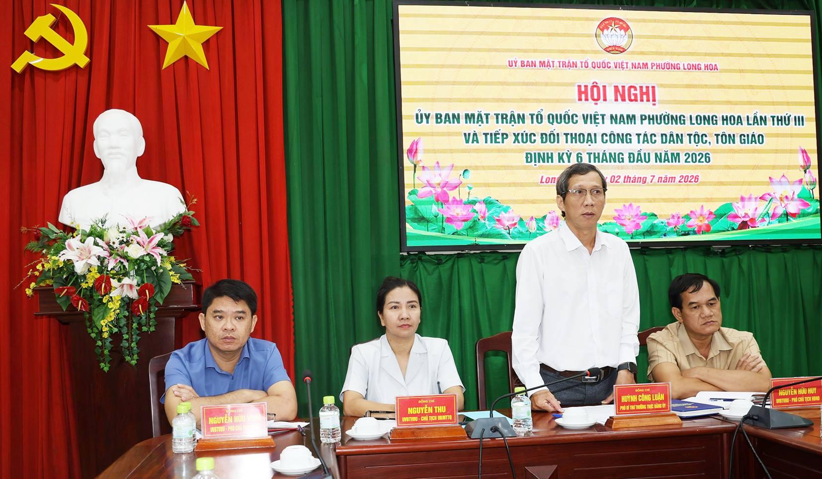 Anh-tin-bai