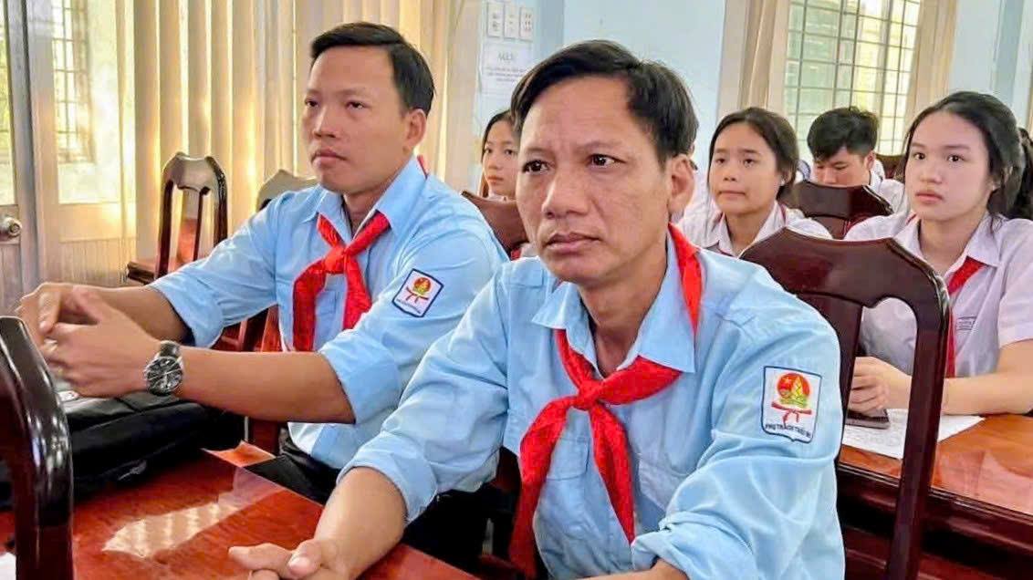 Anh-tin-bai