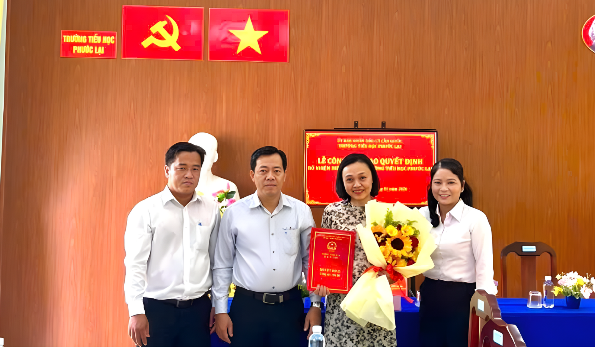 Anh-tin-bai