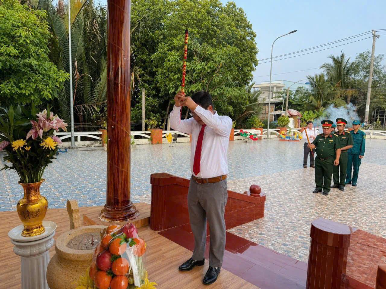 Anh-tin-bai