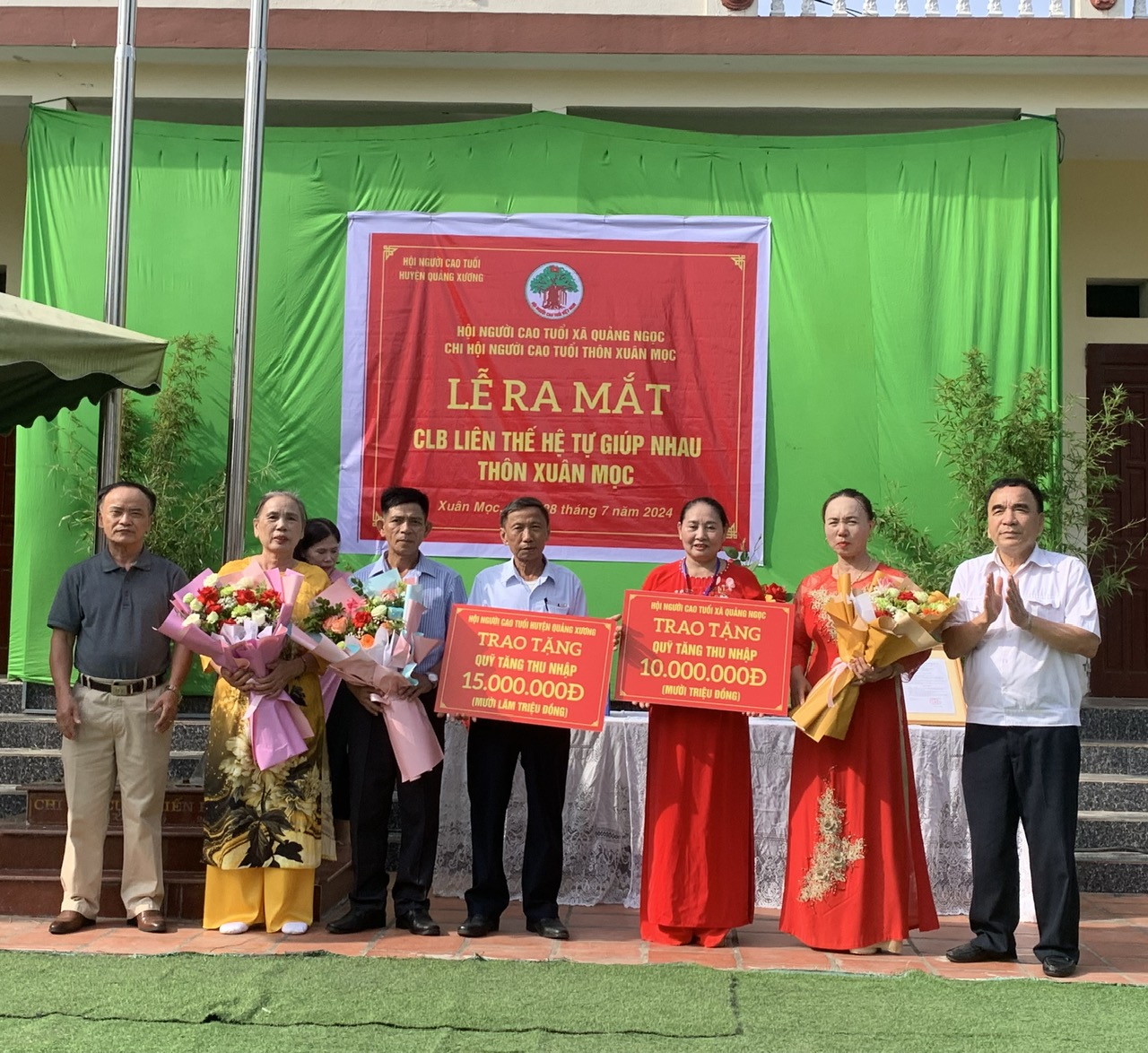 Lễ Thành Lập câu lạc bộ liên thế hệ tự giúp nhau  thôn Xuân Mọc - xã Quảng Ngọc