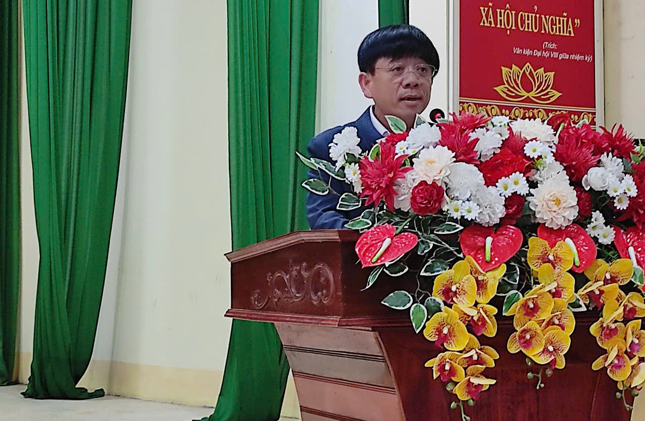 C:\Users\Welcome\Desktop\ảnh làm tin\A 2.jpg