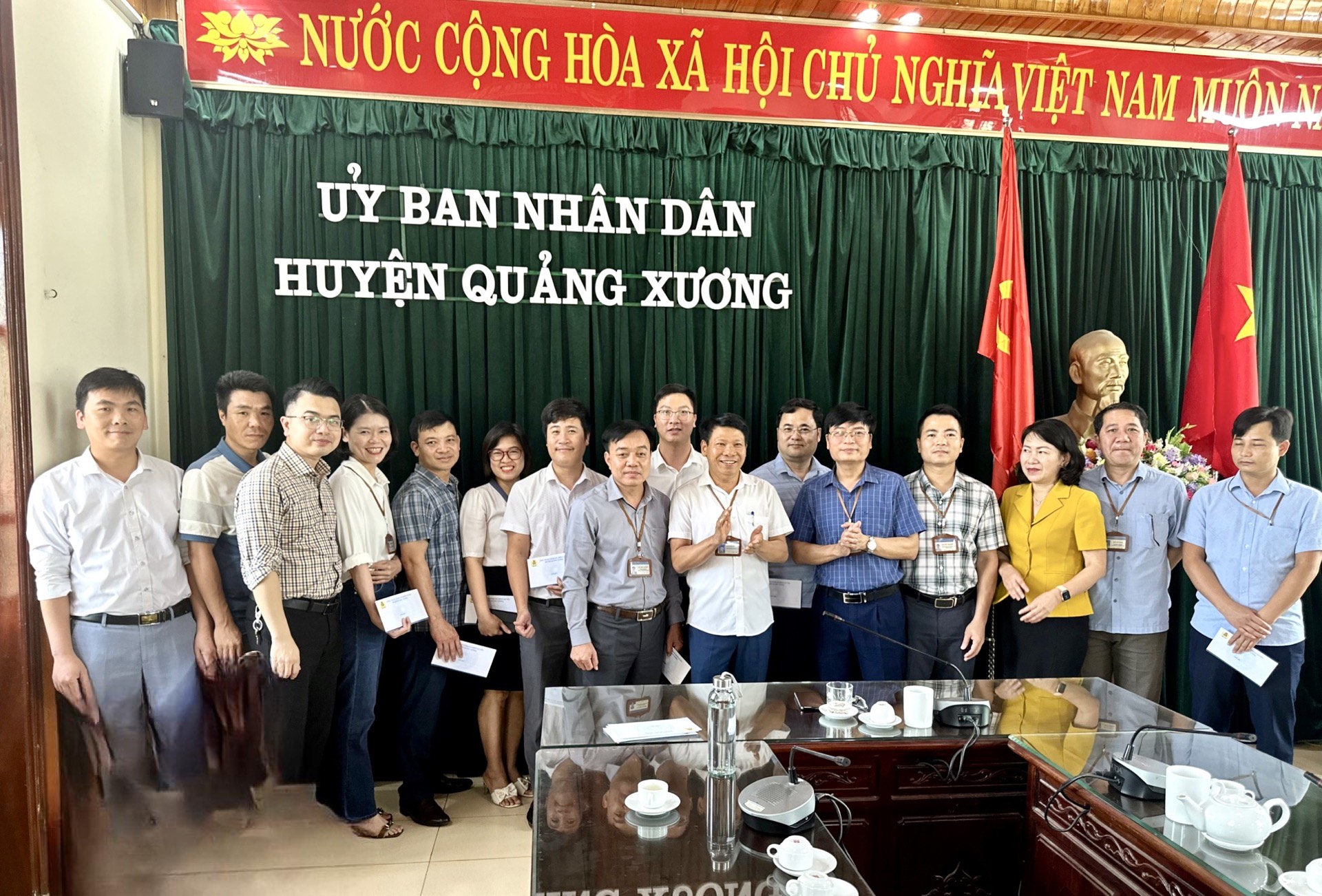 Gặp mặt tình nguyện viên hiến máu tình nguyện
