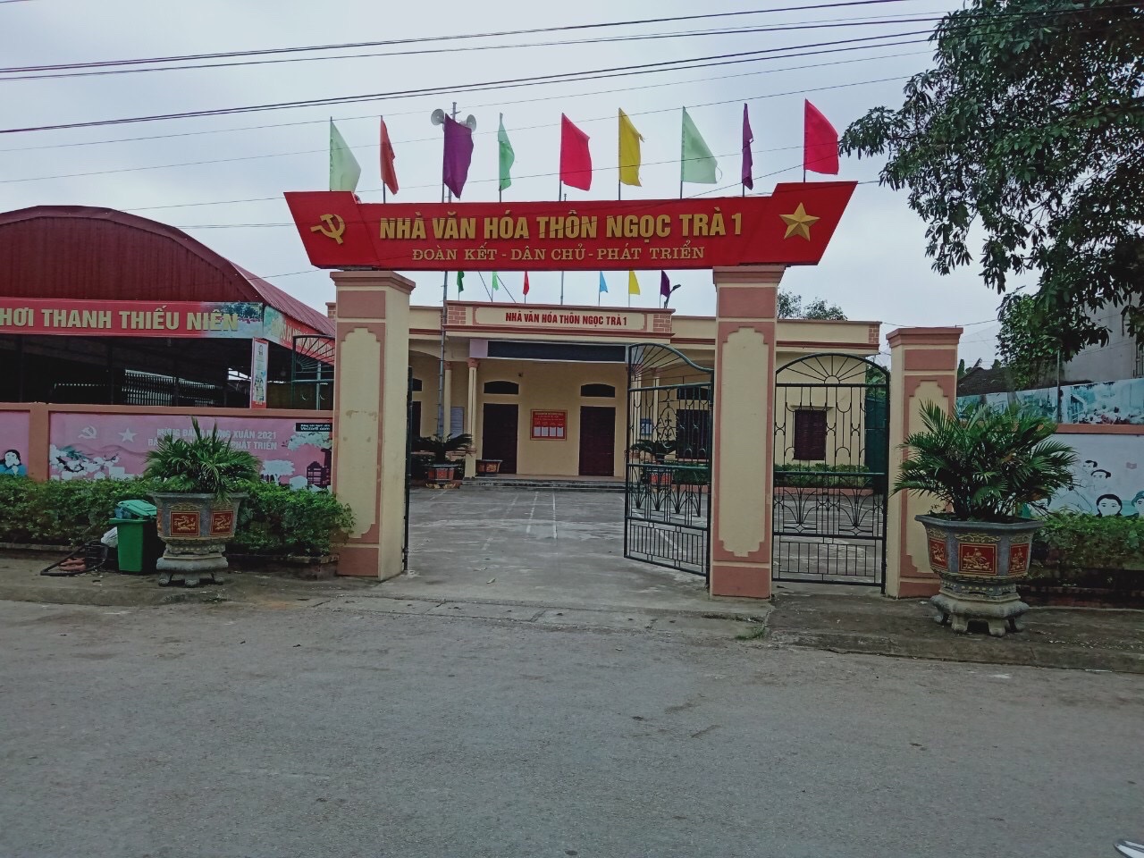 Anh-tin-bai