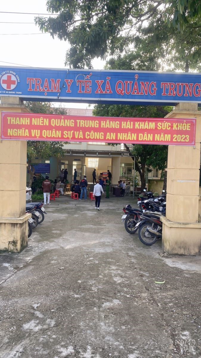Anh-tin-bai