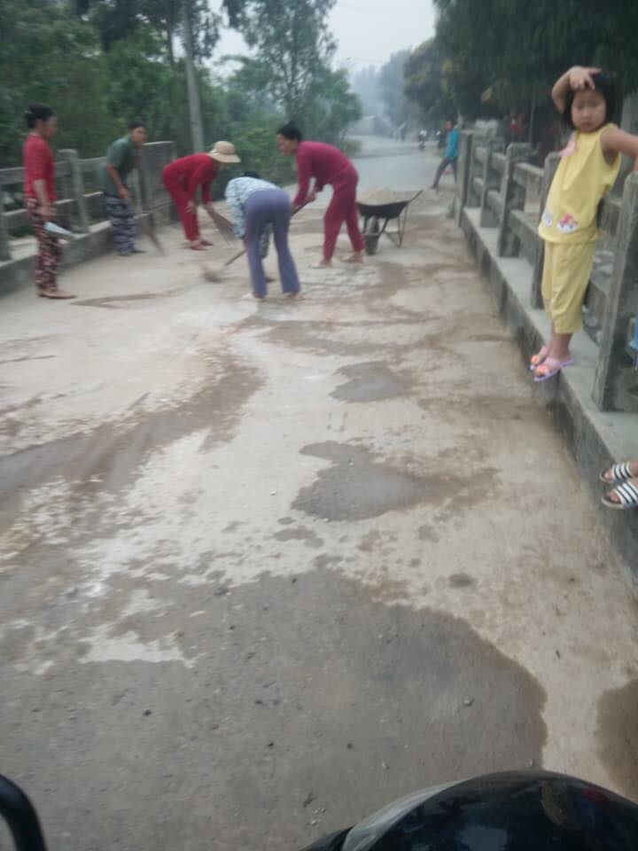 Pn tham gia quet don VSMT.jpg