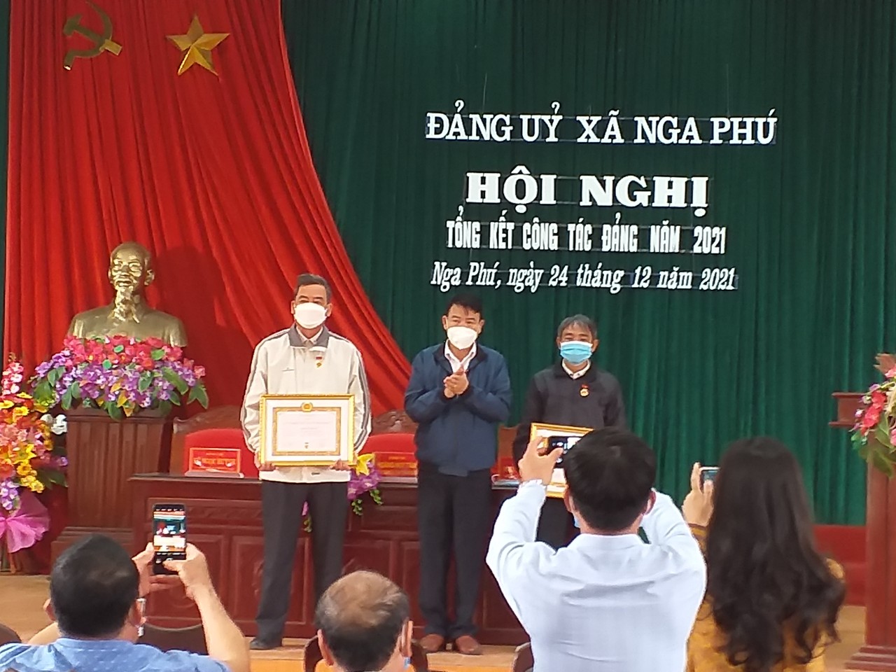 Tặng HH.jpg