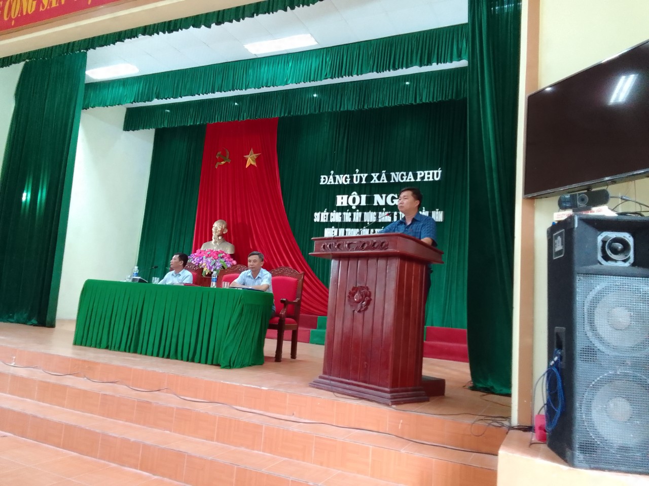 Đảng bộ 1.jpg