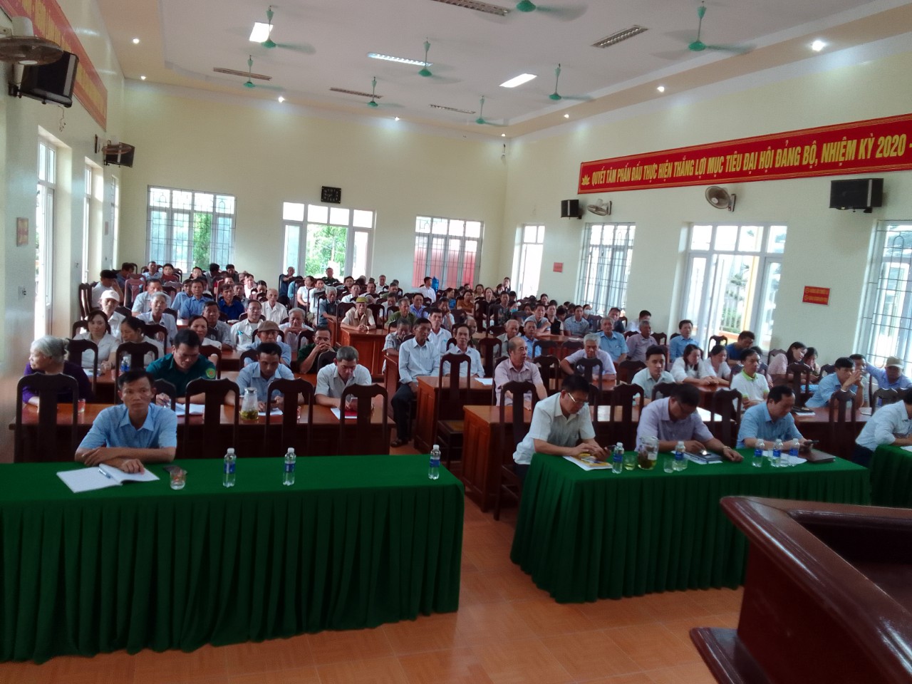 Đảng bộ 2.jpg