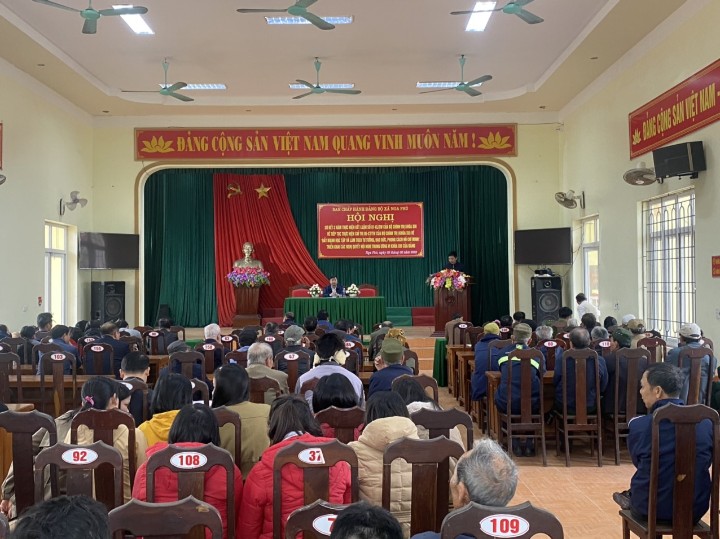 dự hội nghị.jpg