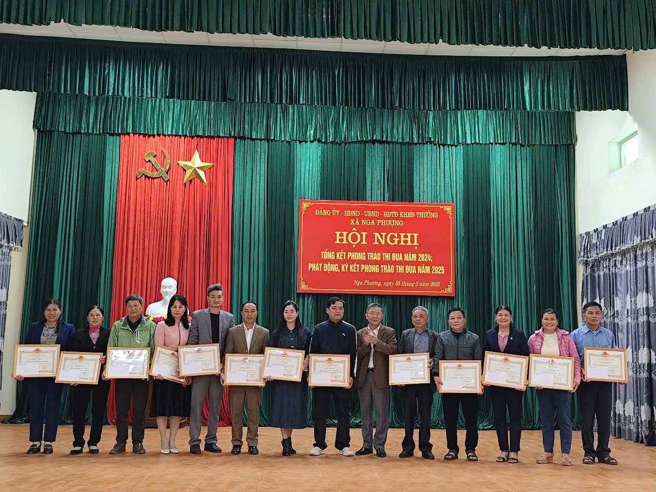 Hội nghị tổng kết phong trào thi đua năm 2024. Phát động, ký kết phong trào thi đua năm 2025
