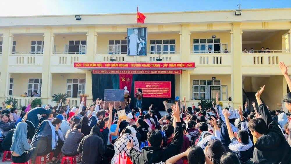 Anh-tin-bai