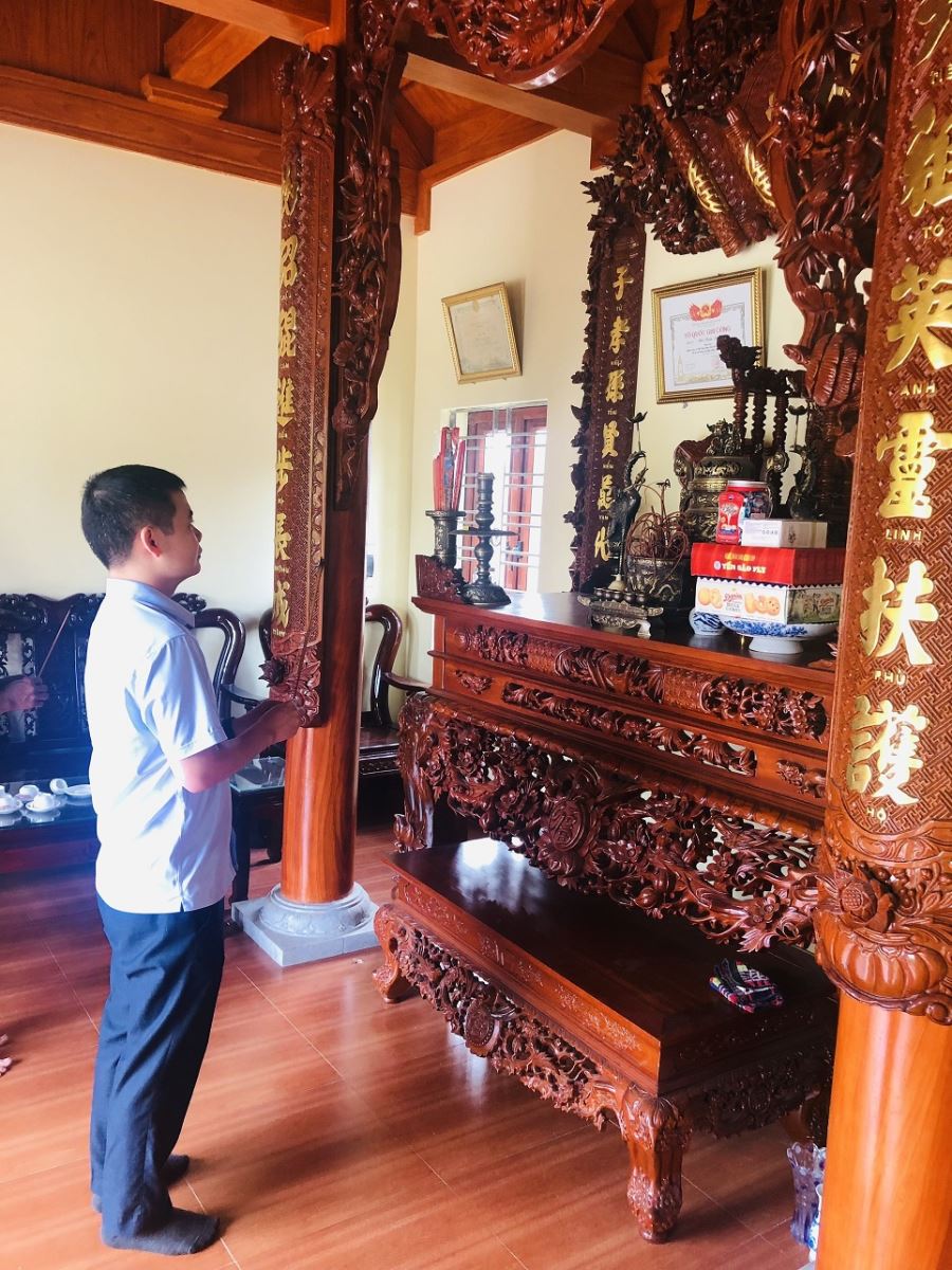 Anh-tin-bai