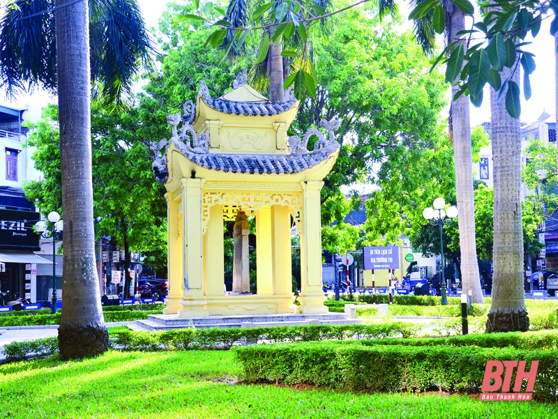 BIA KHUYẾN HỌC.jpg