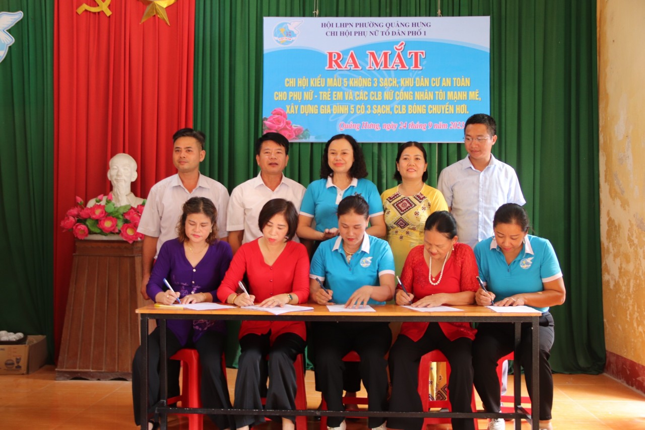 HỘI LHPN PHƯỜNG QUẢNG HƯNG :RA MẮT CÁC MÔ HÌNH , CÁC CÂU LẠC BỘ