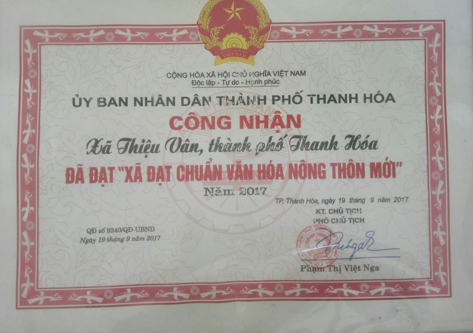 Công nhận xã đạt chuẩn VHNTM.jpg