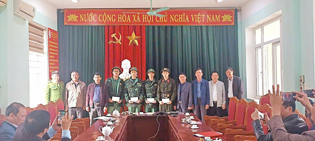 Anh-tin-bai