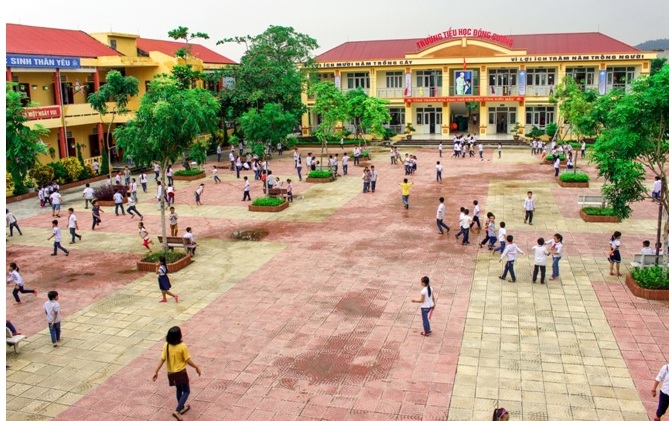 truong hoc.jpg