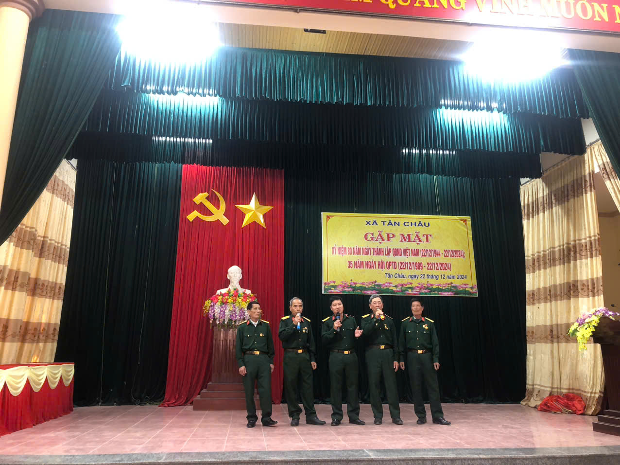 Xã Tân Châu tổ chức kỷ niệm 80 năm ngày thành lập QĐND Việt Nam (22/12/1944 – 22/12/2024), 35 năm ngày  hội quốc phòng toàn dân (22/12/1989 – 22/12/2024)