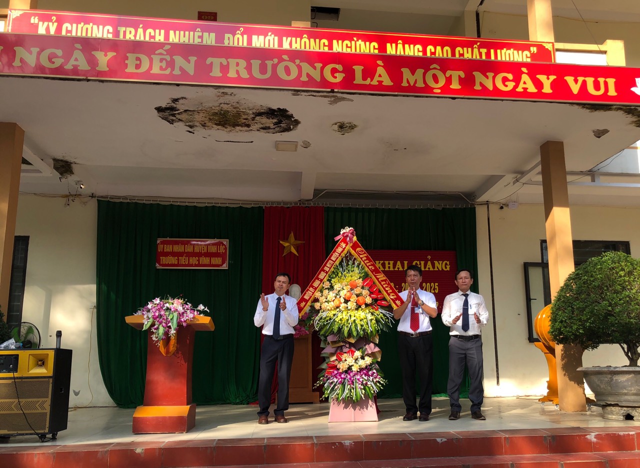 LỄ KHAI GIẢNG NĂM HỌC MỚI 2024-2025 TRÊN ĐỊA BÀN  XÃ NINH KHANG