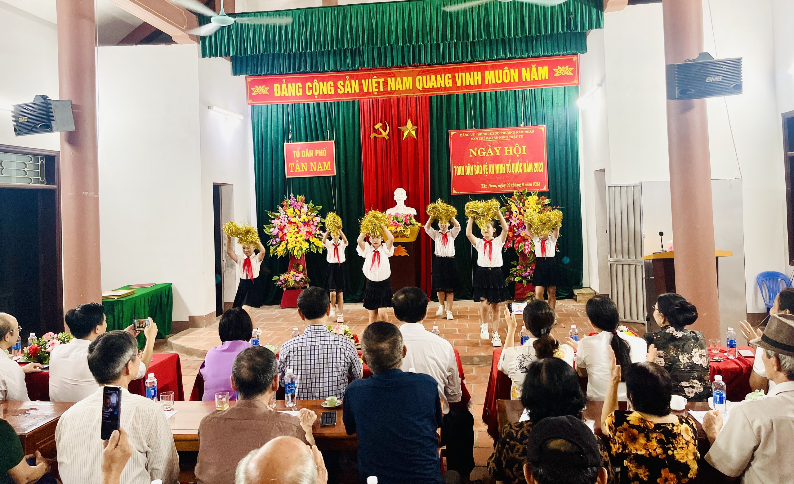 toàn cảnh.jpg