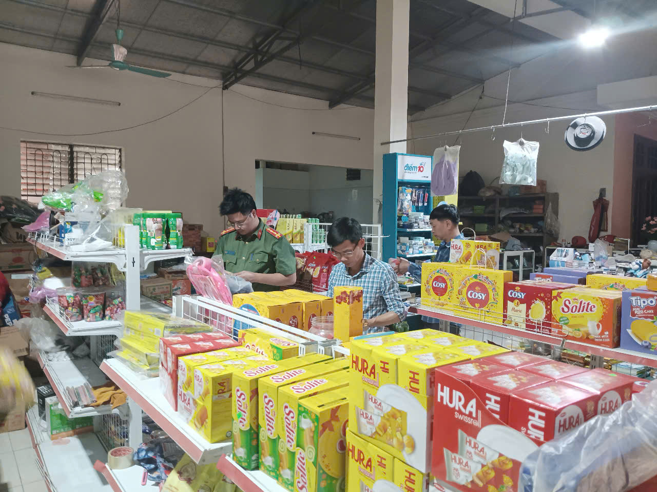 KIỂM TRA ATTP "' THÁNG HÀNH ĐỘNG VÌ VỆ SINH AN TOÀN THỰC PHẨM NĂM 2025