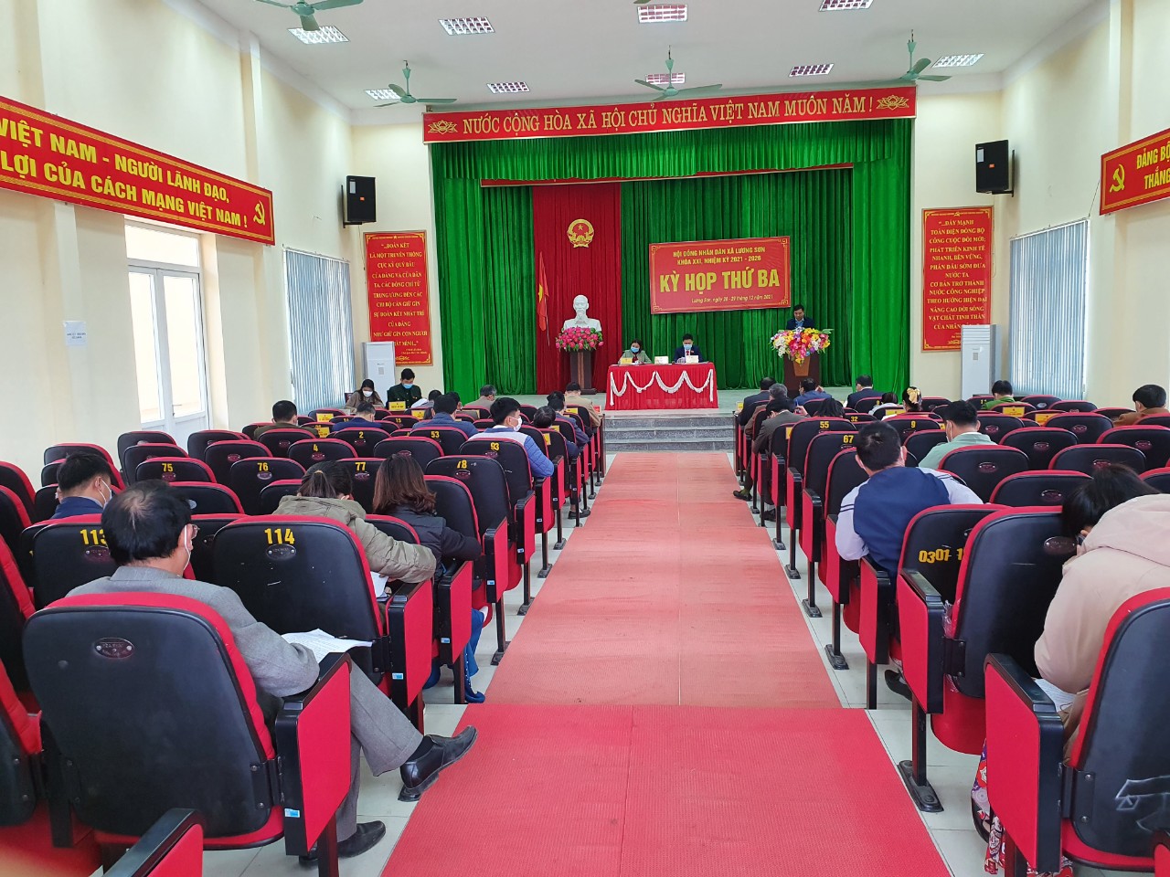 toàn cảnh hội nghị.jpg