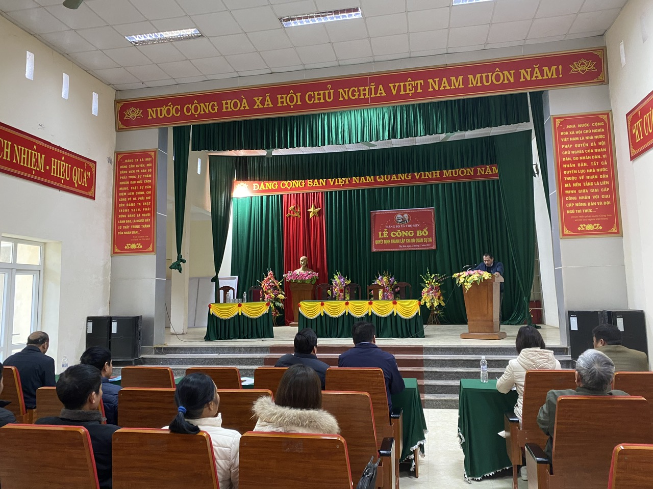 chi bộ quân sự 1.jpg
