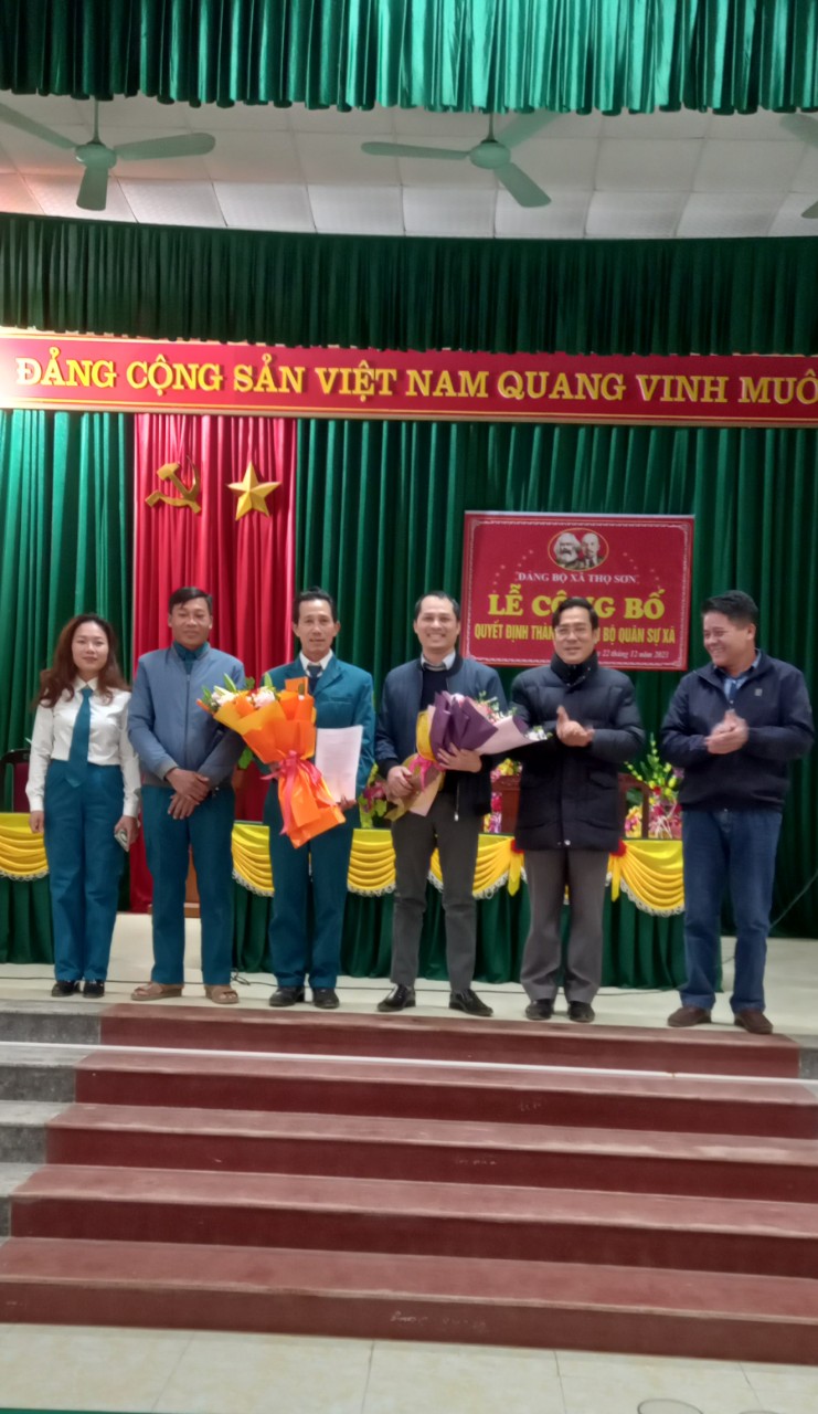 chi bộ quân sự 3.jpg