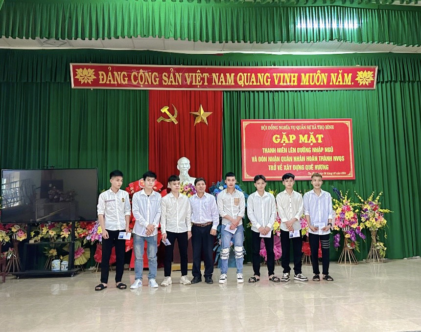 z5143203541595_0ce46735fe1042fe712c5cc50ad4668d.jpg