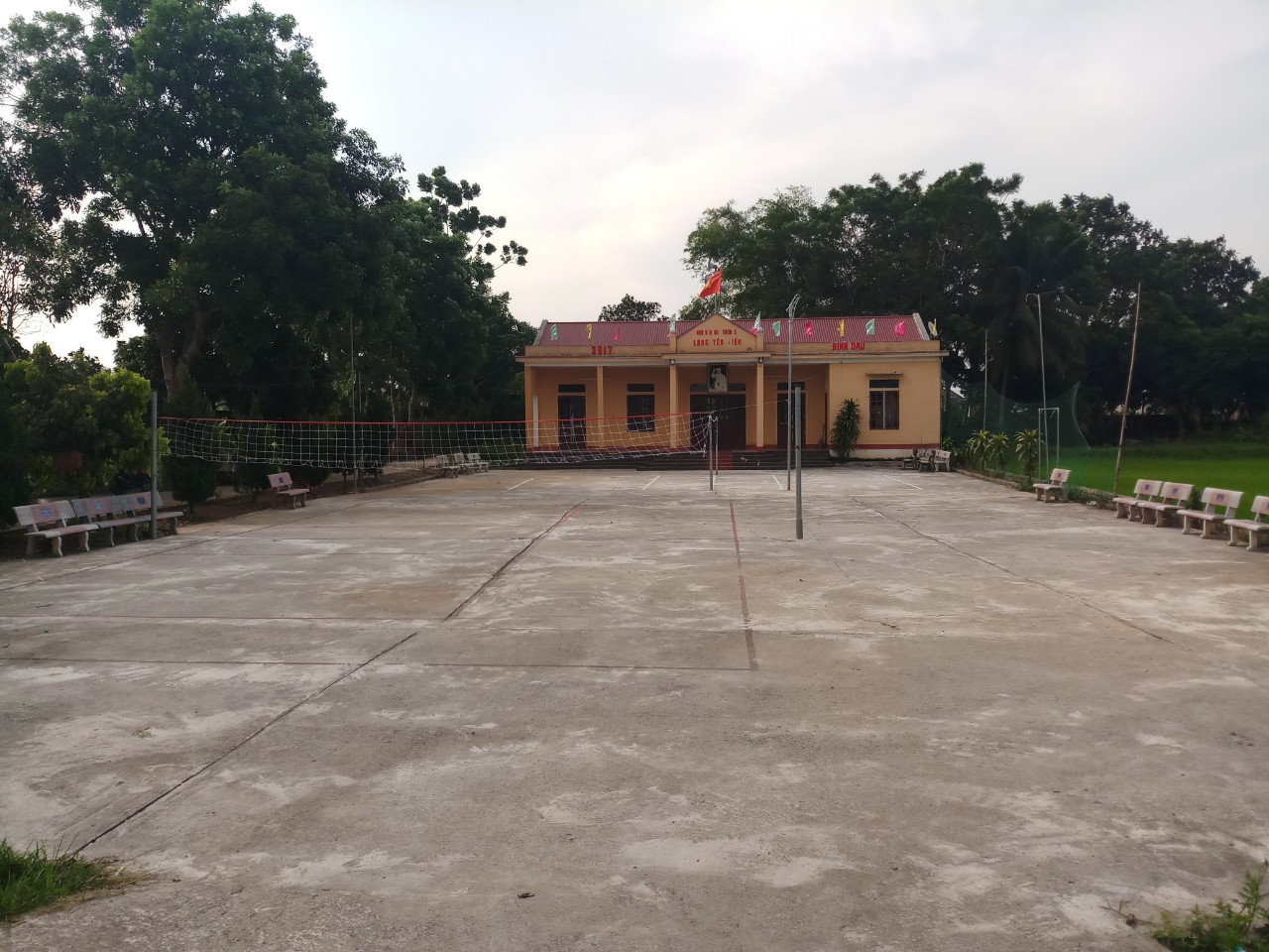 848bfcd8b03d54630d2c.jpg