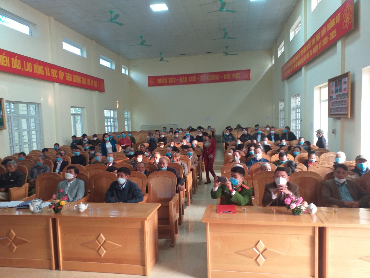 đảng bộ 3.jpg