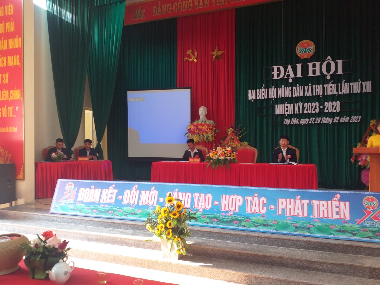 đại hội nd 3.jpg