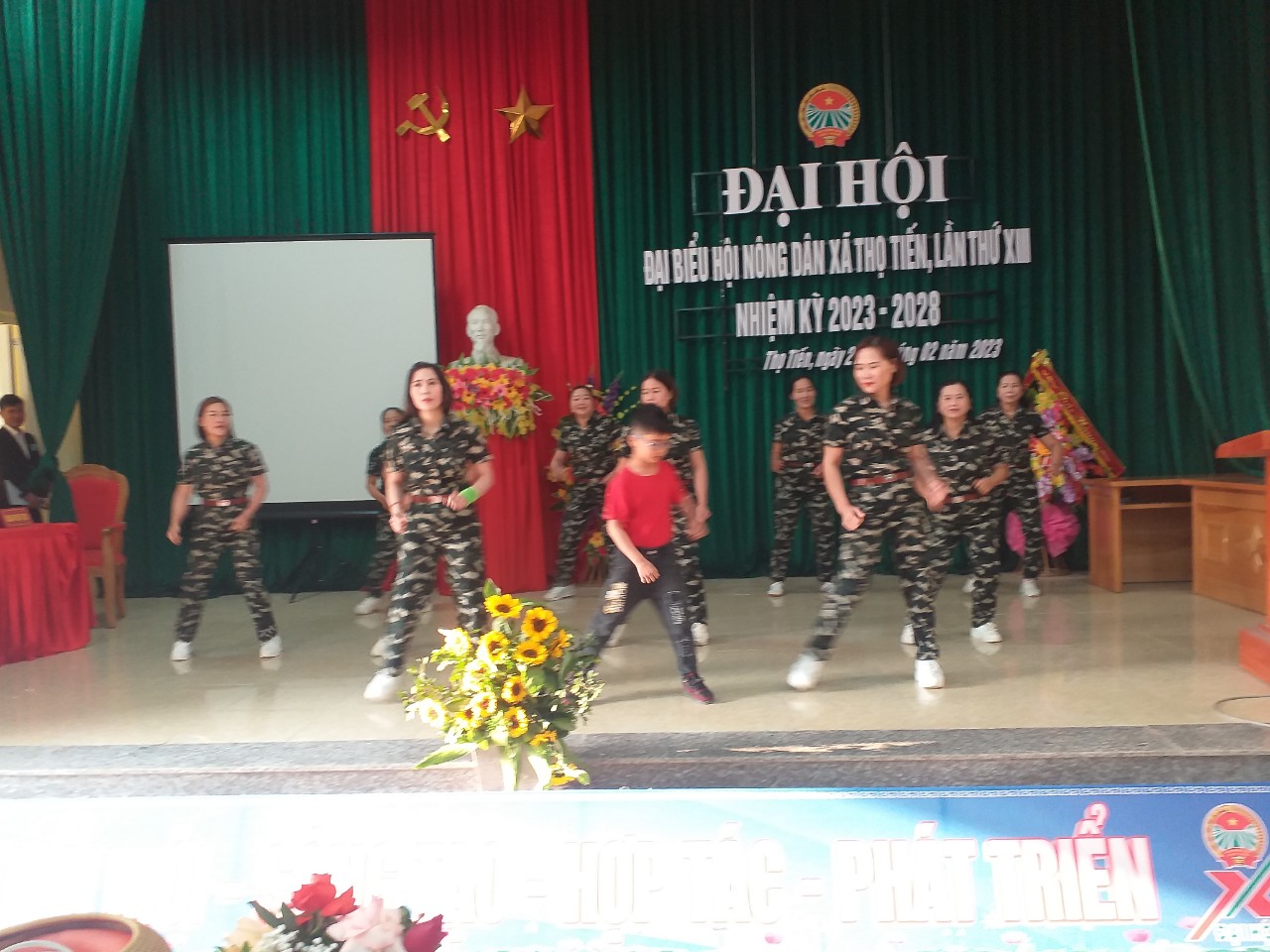 đại hội nd 4.jpg