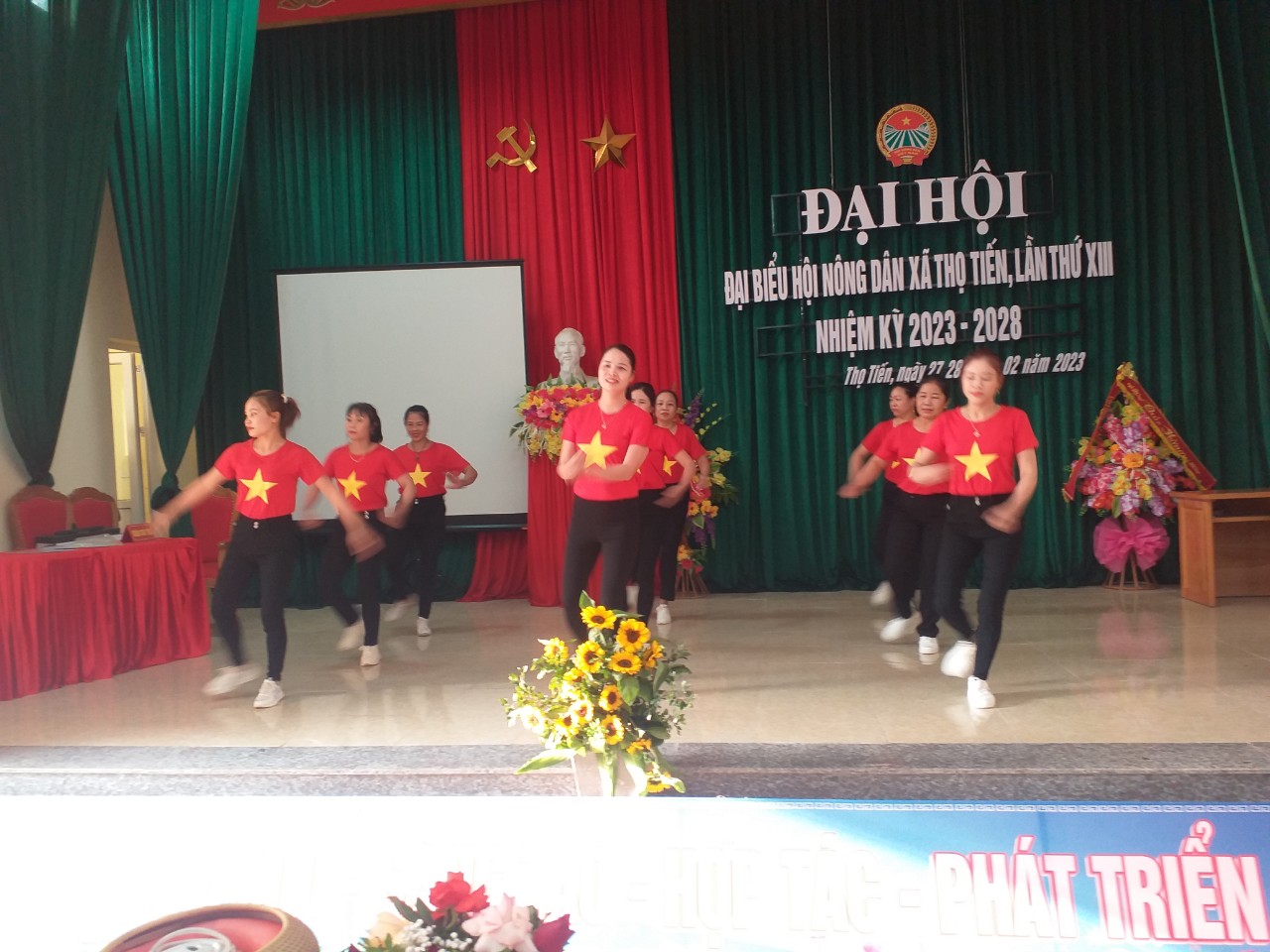 đại hội nd 6.jpg